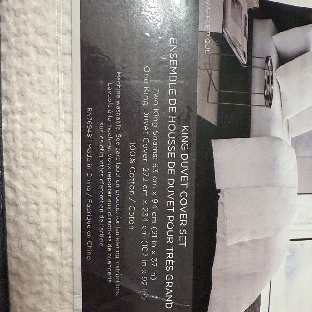 Vera Wang Ivory Textured Duvet Set includes pillow shams